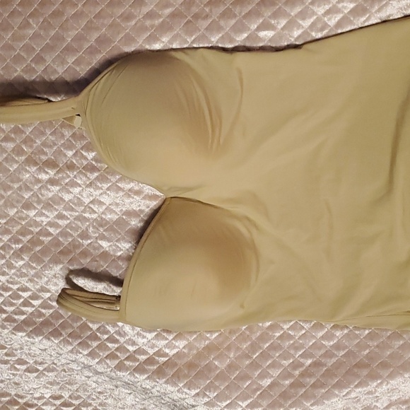 LE MYSTERE Seamless Firm Control 38C Multiposition Straps - Picture 2 of 9